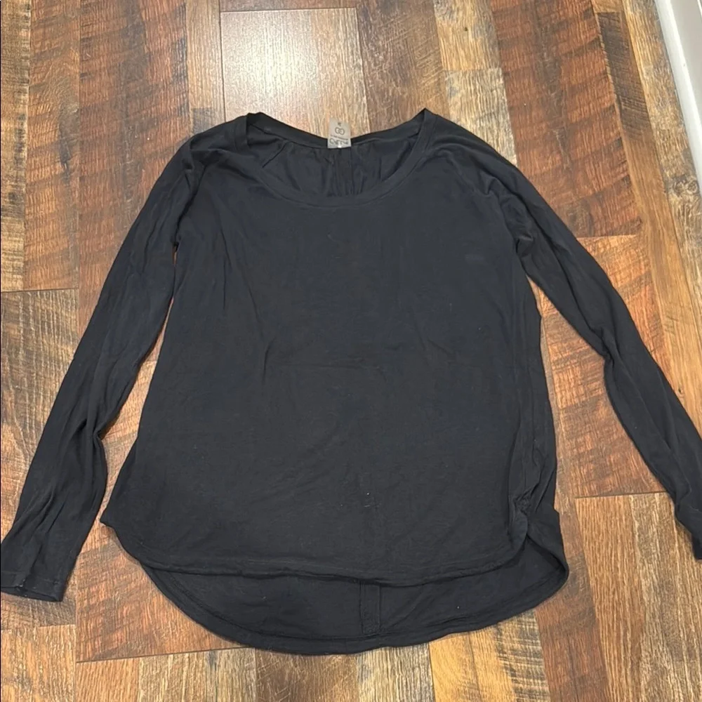 Calia by Carrie Underwood Women's Black Long Sleeve top - Picture 1 of 3